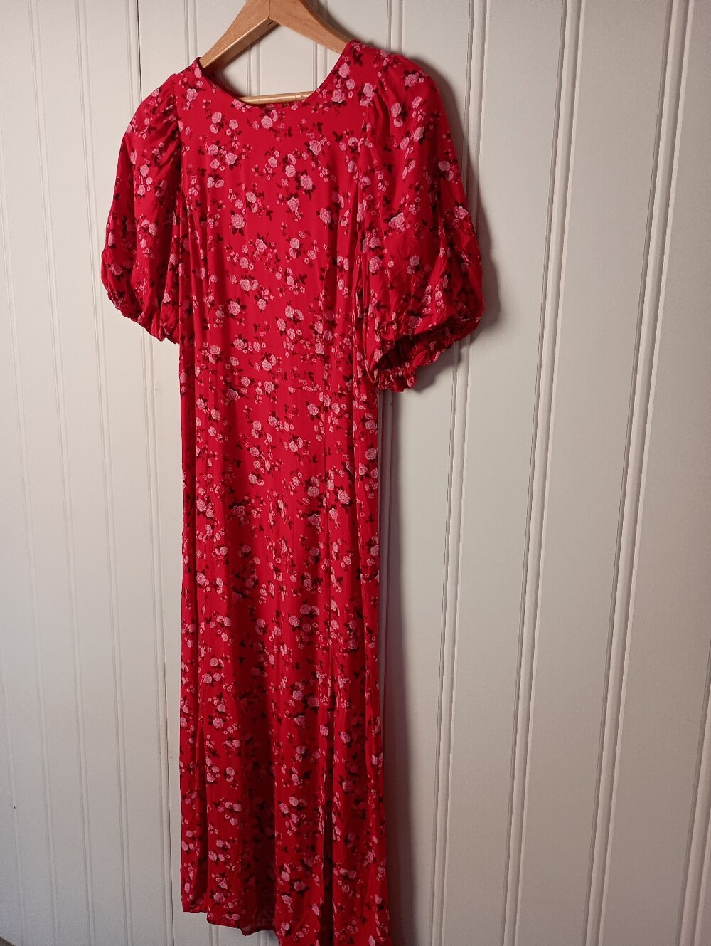 Old Navy- Red Floral Puff-Sleeve Maxi Dress- Size M
